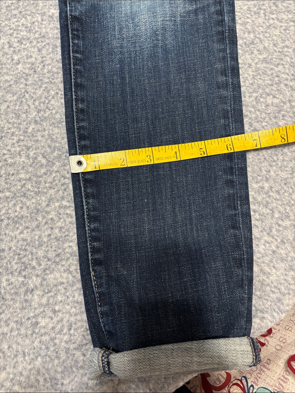 White House Black Market Dark Blue Girlfriend Mid-Rise Jeans Sz 4 - Picture 6 of 9